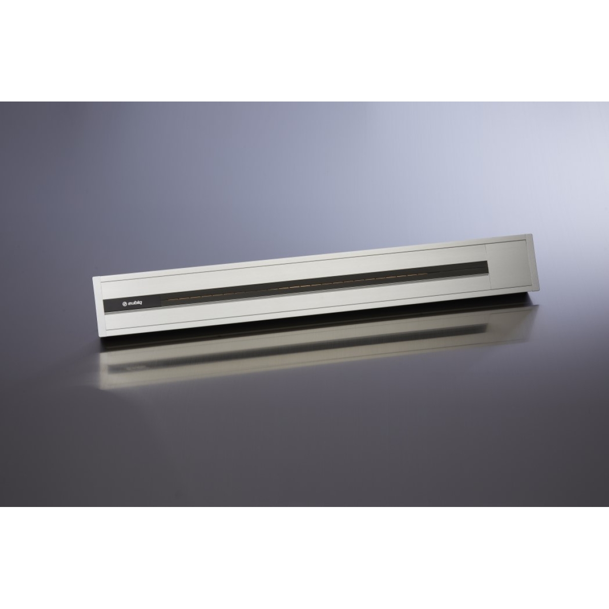 eubiq RH2 800mm 嵌入式電力軌道 (銀色) eubiq RH2 800mm 嵌入式電力軌道 (銀色)